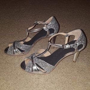 DONATING SOON BHDLN Lucia T Strap